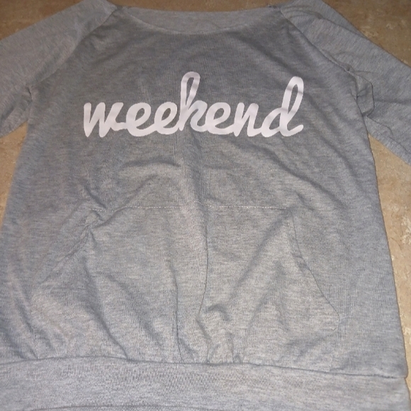 Cute Off The Shoulder Graphic Weekend Sweatshirt - Picture 7 of 7